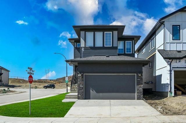 8 Willow Street, House detached with 3 bedrooms, 2 bathrooms and 4 parking in Cochrane AB | Image 2