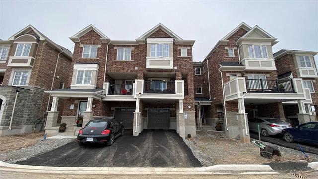 982 Balsam Crt, House attached with 3 bedrooms, 3 bathrooms and 2 parking in Milton ON | Image 1