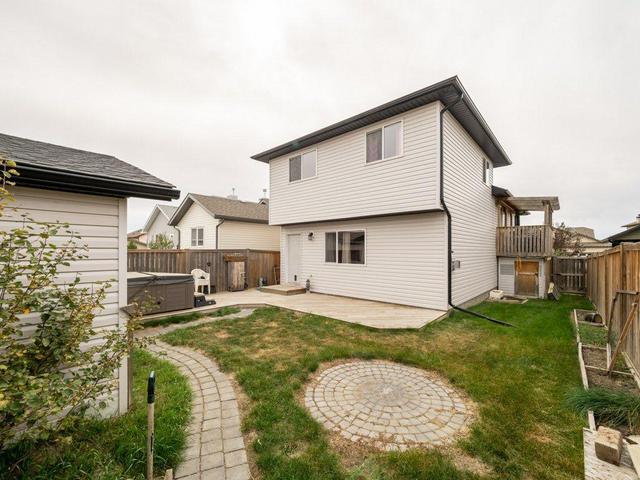 140 Jessie Robinson Close N, House detached with 4 bedrooms, 2 bathrooms and 3 parking in Lethbridge AB | Image 41