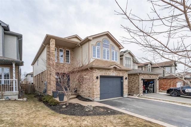 7 Penfold Dr, House detached with 2 bedrooms, 4 bathrooms and 3 parking in Guelph ON | Image 12