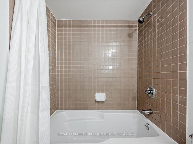 247 - 415 Jarvis St, Townhouse with 2 bedrooms, 1 bathrooms and 1 parking in Toronto ON | Image 25