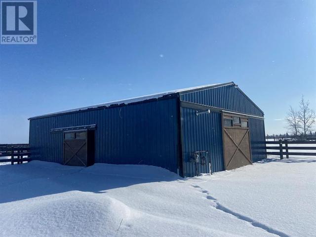 225041 690, House detached with 5 bedrooms, 3 bathrooms and 15 parking in Northern Lights County AB | Image 4