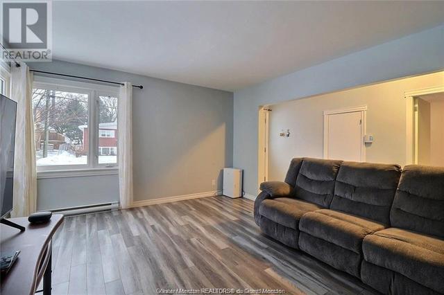 225 Humphrey St, House detached with 2 bedrooms, 1 bathrooms and null parking in Moncton NB | Image 4