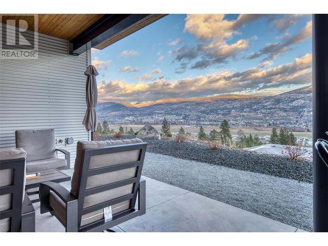 811 - 800 Vista Park, Condo with 3 bedrooms, 2 bathrooms and 2 parking in Penticton 1 BC | Image 20