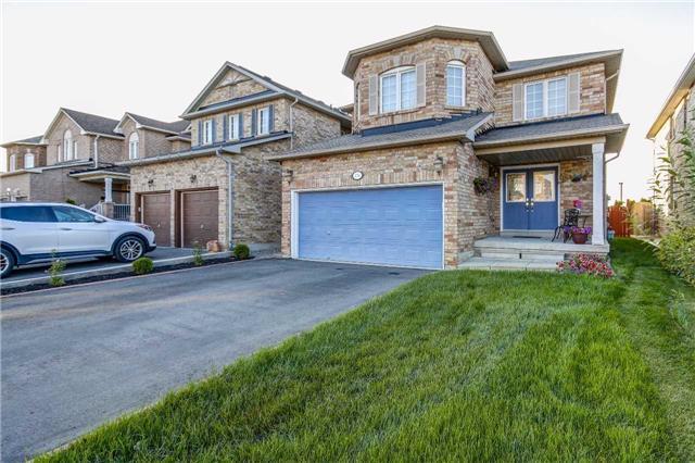 176 Luella Cres, House detached with 4 bedrooms, 3 bathrooms and 4 parking in Brampton ON | Image 2