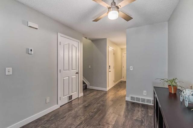 214 Mt Douglas Manor Se, Home with 3 bedrooms, 1 bathrooms and 2 parking in Calgary AB | Image 18
