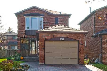 10 Marlow Cres, House attached with 3 bedrooms, 3 bathrooms and 2 parking in Markham ON | Image 1
