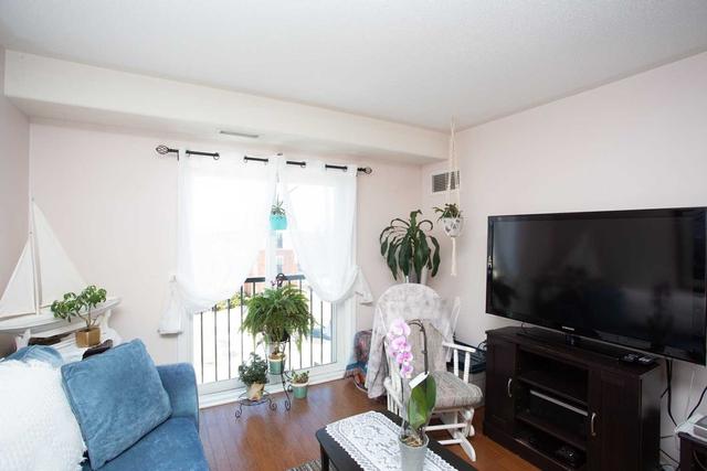 304 - 300 Spillsbury Dr, Condo with 2 bedrooms, 1 bathrooms and 1 parking in Peterborough ON | Image 10