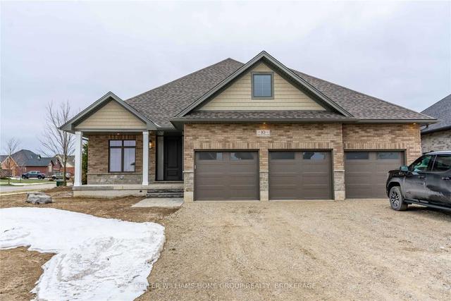10 Carriage Crossing, House detached with 3 bedrooms, 3 bathrooms and 6 parking in Mapleton ON | Image 12