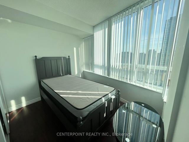 3010 - 18 Spring Garden Ave, Condo with 3 bedrooms, 2 bathrooms and 1 parking in Toronto ON | Image 4