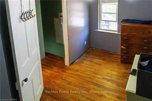 254 River St W, House detached with 2 bedrooms, 2 bathrooms and 4 parking in Tweed ON | Image 12