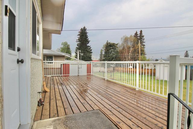 135 Sunwapta Drive, House detached with 3 bedrooms, 2 bathrooms and 3 parking in Hinton AB | Image 26