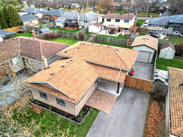 17 Abraham Dr, House detached with 3 bedrooms, 2 bathrooms and 6.5 parking in St. Catharines ON | Image 12