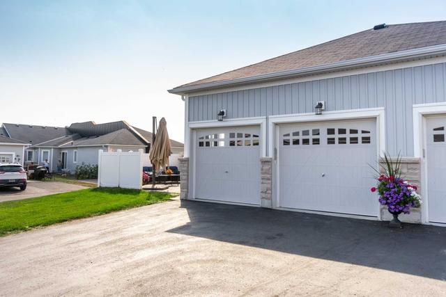 694 Wilkins Gate, House attached with 2 bedrooms, 3 bathrooms and 4 parking in Cobourg ON | Image 22
