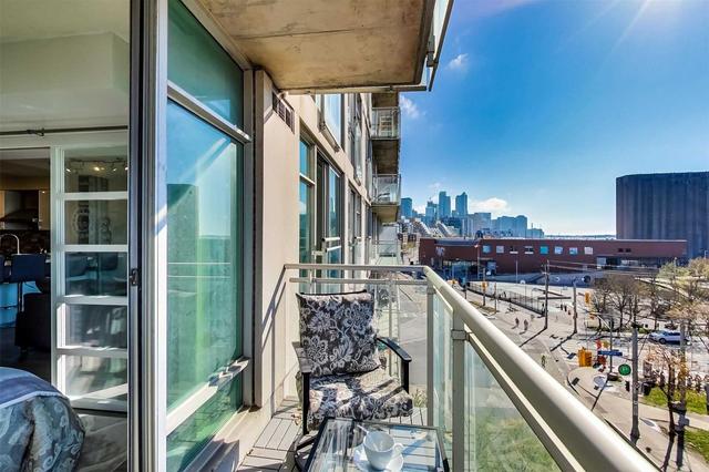 710 - 650 Queens Quay St W, Condo with 2 bedrooms, 1 bathrooms and 1 parking in Toronto ON | Image 6