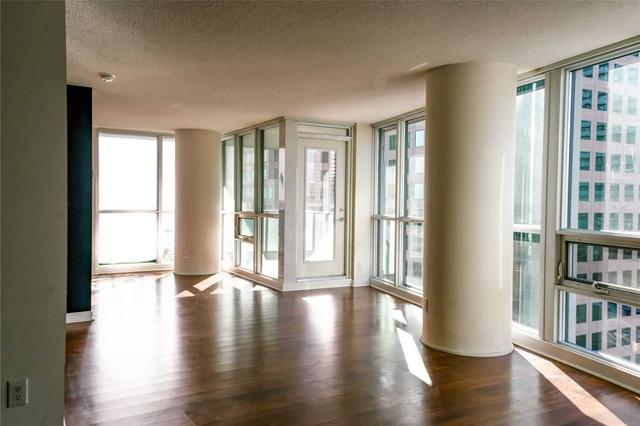 1112 - 33 Bay St, Condo with 2 bedrooms, 2 bathrooms and 1 parking in Toronto ON | Image 16