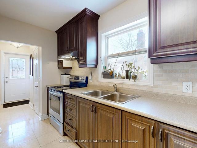 99 Whitley Ave, House detached with 3 bedrooms, 4 bathrooms and 6 parking in Toronto ON | Image 39