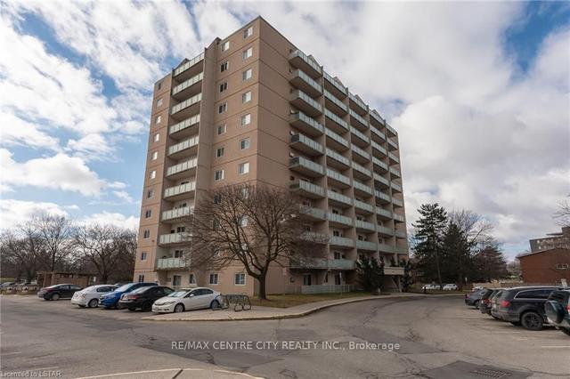 302 - 563 Mornington Ave, Condo with 2 bedrooms, 1 bathrooms and 1 parking in London ON | Image 1