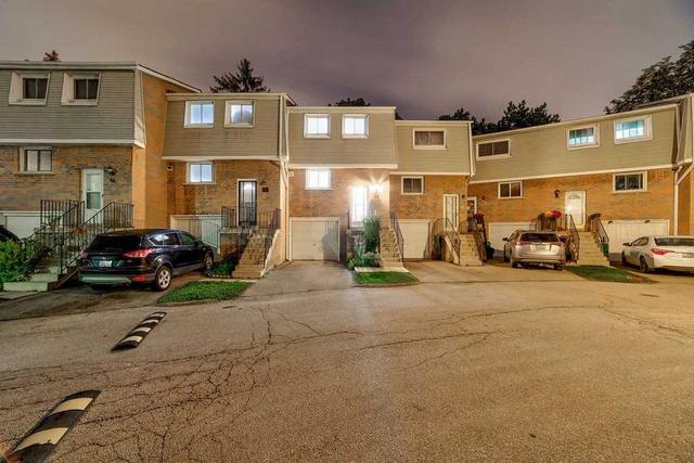 76 - 400 Mississauga Valley Blvd, Townhouse with 3 bedrooms, 2 bathrooms and 2 parking in Mississauga ON | Image 12