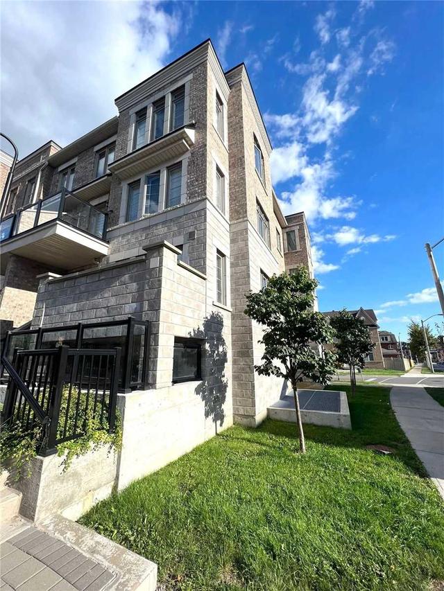 152 - 80 Parrotta Dr, Townhouse with 2 bedrooms, 2 bathrooms and 1 parking in Toronto ON | Image 1