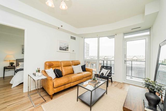 404 - 195 Bonis Ave, Condo with 2 bedrooms, 2 bathrooms and 1 parking in Toronto ON | Image 8