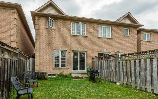 3513 Southwick St, House attached with 3 bedrooms, 3 bathrooms and 1 parking in Mississauga ON | Image 20