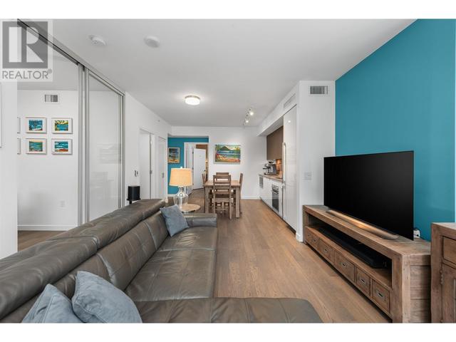 708 - 1688 Pullman Porter Street, Condo with 1 bedrooms, 1 bathrooms and 1 parking in Vancouver BC | Image 4
