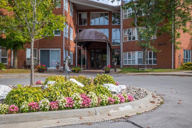 312 - 4 Heritage Way, Condo with 2 bedrooms, 2 bathrooms and 1 parking in Kawartha Lakes ON | Image 12