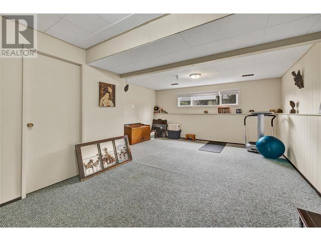 731 Walrod Street, House detached with 4 bedrooms, 1 bathrooms and 2 parking in Kelowna BC | Image 29