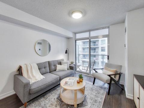 518 - 812 Lansdowne Ave, Condo with 1 bedrooms, 1 bathrooms and 1 parking in Toronto ON | Card Image