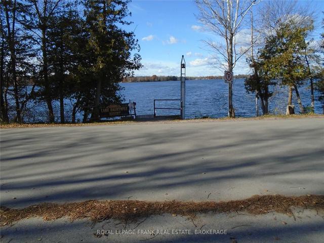 17 - 230-232 Lake Dalrymple Rd, House detached with 3 bedrooms, 1 bathrooms and 2 parking in Kawartha Lakes ON | Image 2