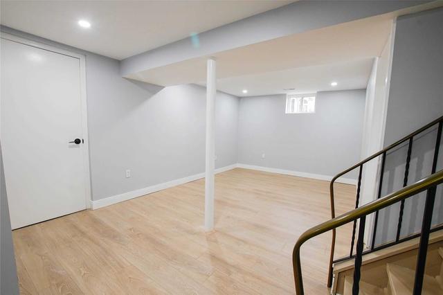 4254 Bloor St W, House detached with 4 bedrooms, 3 bathrooms and 7 parking in Toronto ON | Image 28