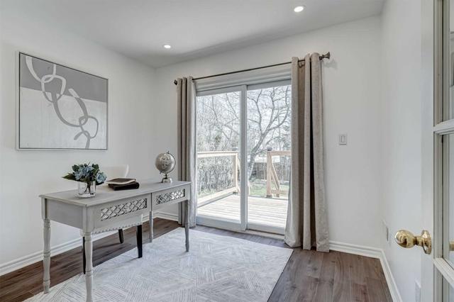 2402 Belyea St, House semidetached with 3 bedrooms, 3 bathrooms and 6 parking in Oakville ON | Image 20