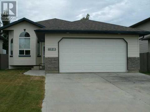11046 67 Avenue, House detached with 5 bedrooms, 3 bathrooms and 4 parking in Grande Prairie AB | Card Image