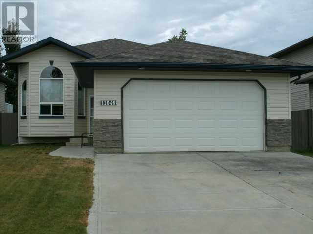 11046 67 Avenue, House detached with 5 bedrooms, 3 bathrooms and 4 parking in Grande Prairie AB | Image 1