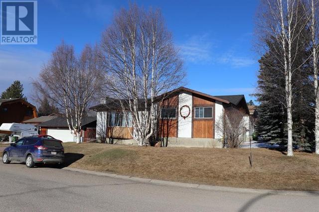 5401 15 Avenue, House detached with 4 bedrooms, 4 bathrooms and 4 parking in Edson AB | Image 1