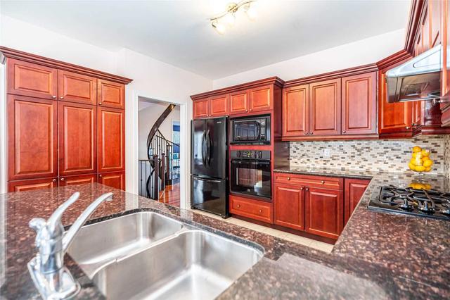 139 Atherton Ave, House detached with 4 bedrooms, 5 bathrooms and 4 parking in Ajax ON | Image 7