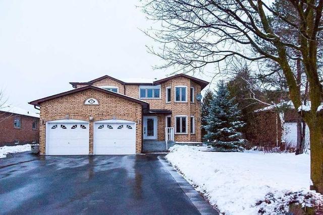 59 Coates Cres, House detached with 4 bedrooms, 4 bathrooms and 6 parking in Richmond Hill ON | Image 1