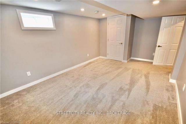 516 Highbury Ave N, House detached with 3 bedrooms, 0 bathrooms and 3 parking in London ON | Image 26