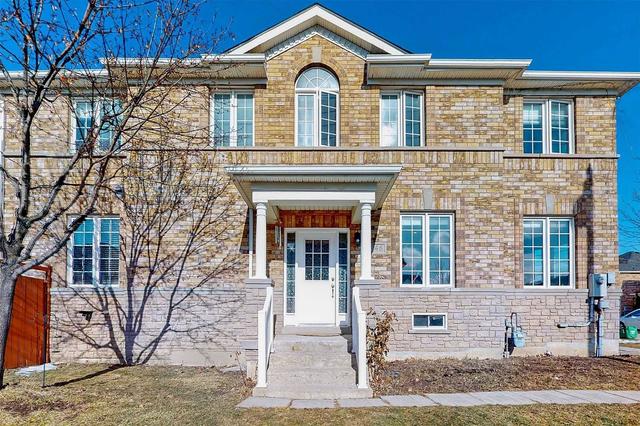 46 Conklin Dr, House semidetached with 4 bedrooms, 3 bathrooms and 3 parking in Brampton ON | Image 1