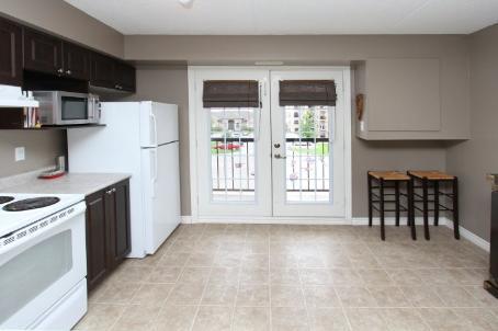 305 - 1483 Maple Ave, Condo with 2 bedrooms, 1 bathrooms and 1 parking in Milton ON | Image 4