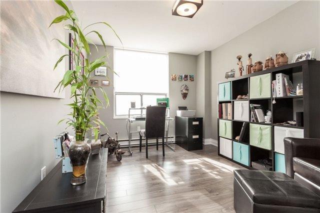 1002 - 61 Richview Rd, Condo with 3 bedrooms, 2 bathrooms and 1 parking in Toronto ON | Image 10