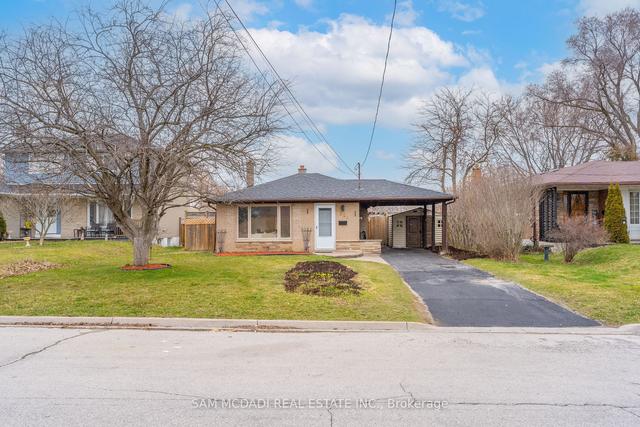 853 Sanok Dr, House detached with 3 bedrooms, 2 bathrooms and 4 parking in Pickering ON | Image 1