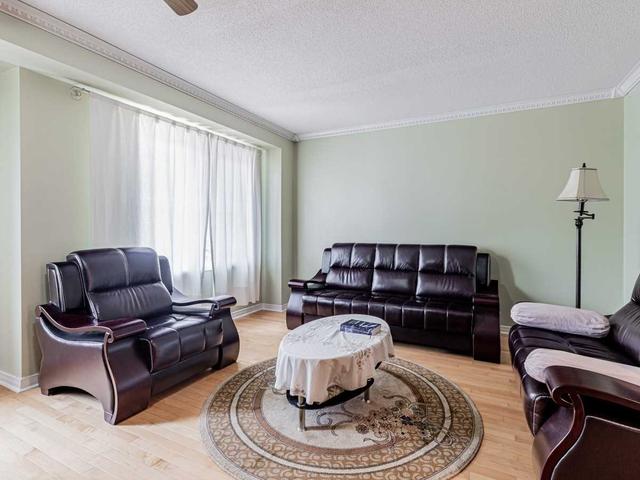 7 Brisby Mews, Townhouse with 3 bedrooms, 4 bathrooms and 1 parking in Toronto ON | Image 23