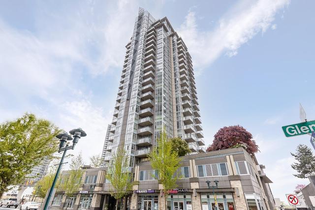 705 - 3008 Glen Drive, Condo with 1 bedrooms, 1 bathrooms and null parking in Coquitlam BC | Card Image