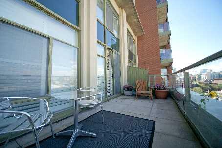 909 - 39 Parliament St, Condo with 3 bedrooms, 2 bathrooms and 1 parking in Toronto ON | Image 8