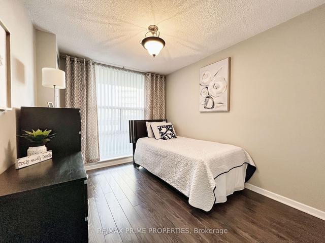 401 - 60 Inverlochy Blvd, Condo with 3 bedrooms, 2 bathrooms and 1 parking in Markham ON | Image 13