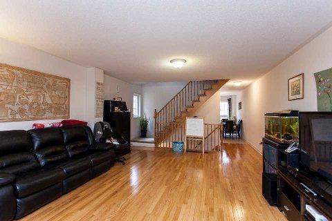 79 Huxtable Lane, House attached with 3 bedrooms, 3 bathrooms and 1 parking in Toronto ON | Image 4