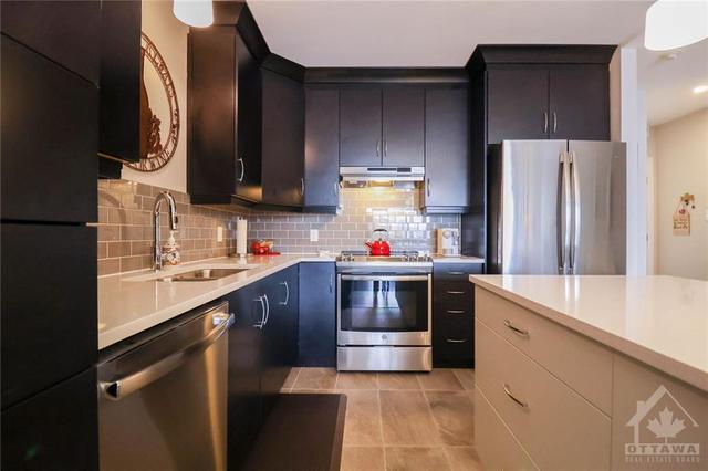 200 Equinox Drive, Condo with 2 bedrooms, 2 bathrooms and 1 parking in Russell ON | Image 6