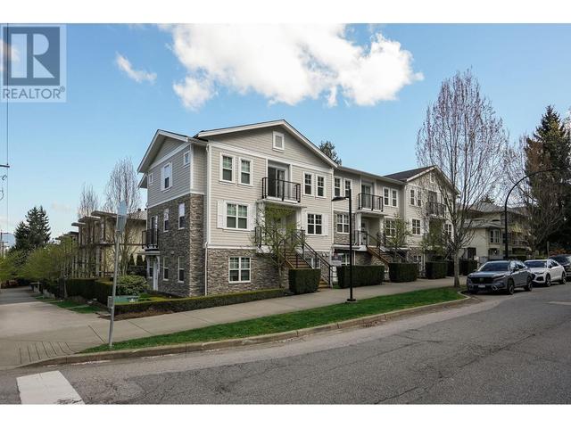 101 - 4135 Sardis Street, House attached with 2 bedrooms, 2 bathrooms and 1 parking in Burnaby BC | Image 1
